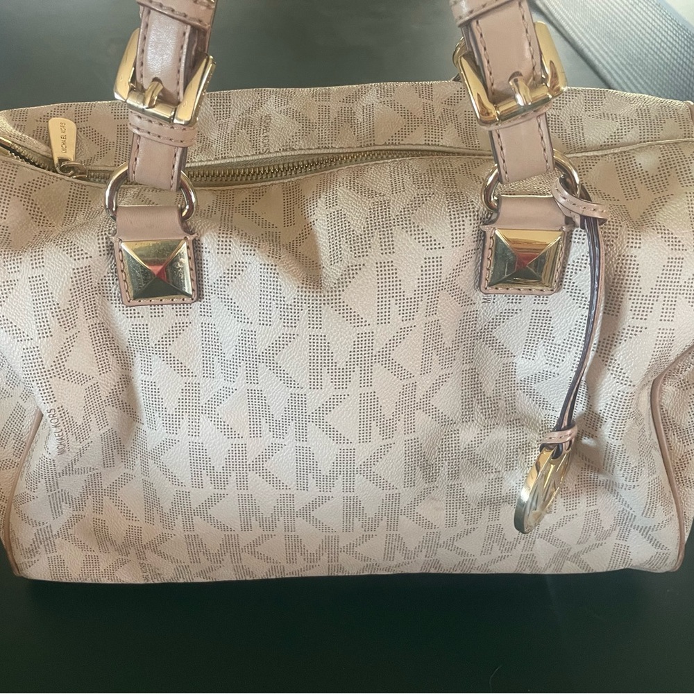 Michael Kors Grayson Vanilla Logo Satchel